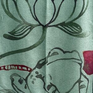 Manduka Yogitoes Hot Yoga Mat Towel Lotus Frog Skidless Green